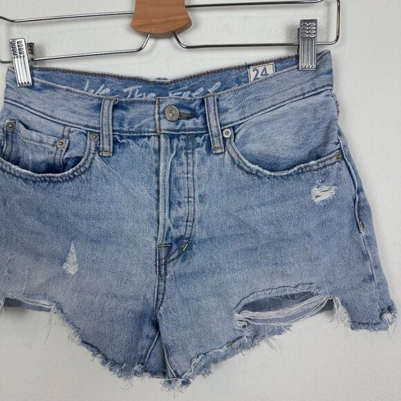 We The Free Shorts Hig Rise Cut Off Shorts 24 Boho Denim Western Festival Summer - Picture 2 of 7